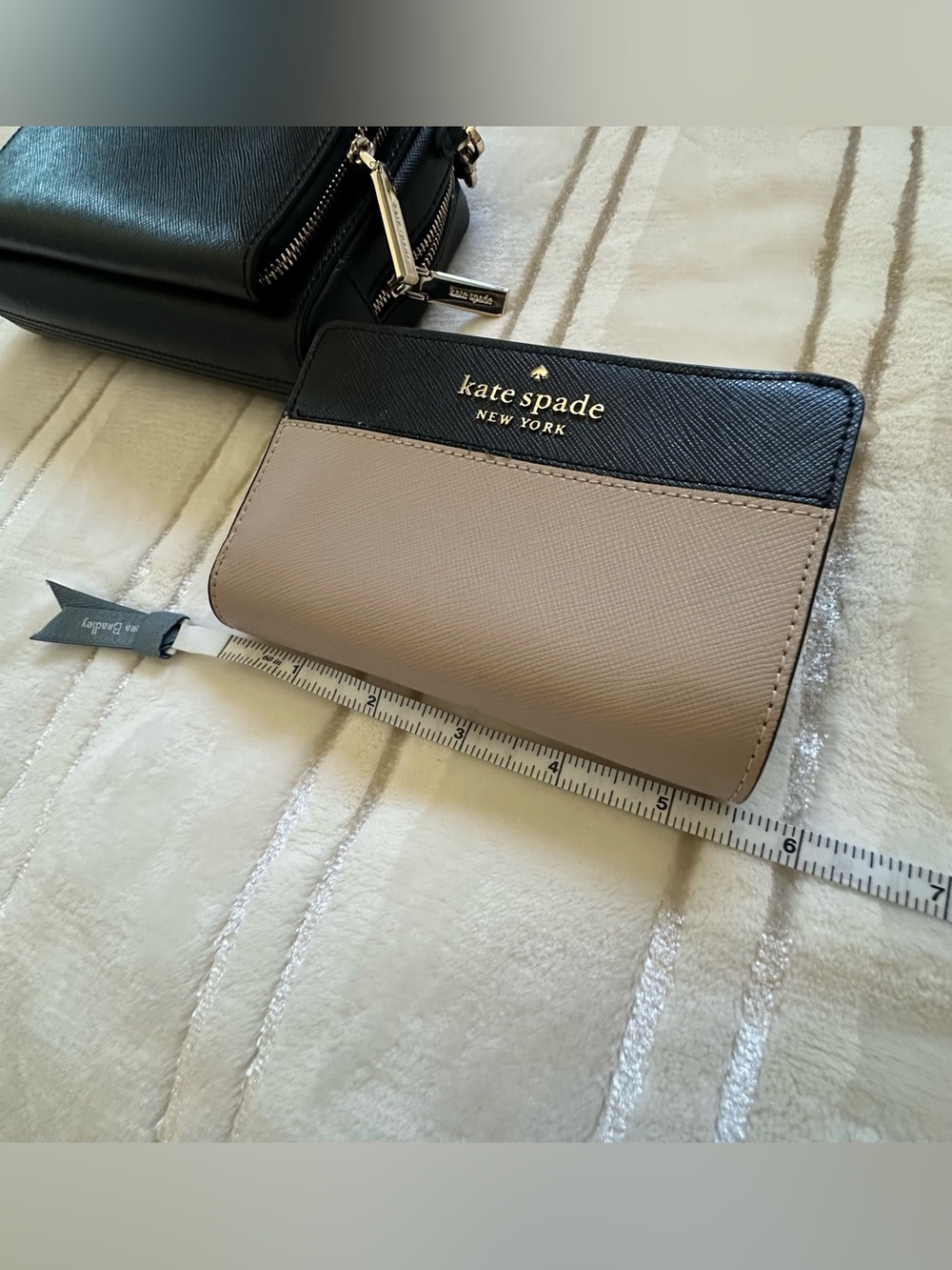 Kate Spade New York Bundle- 2 crossbody bags, 1 wallet - Picture 10 of 11